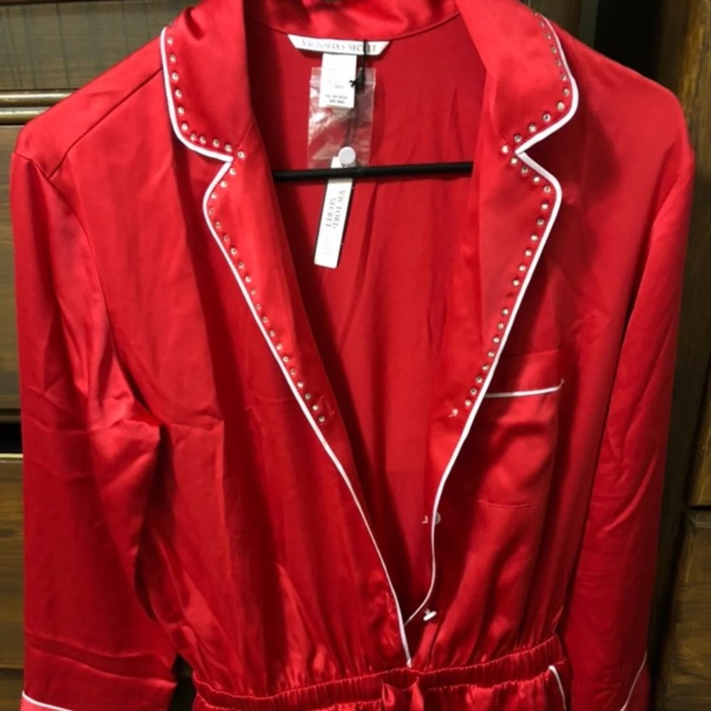 VS romper NWT